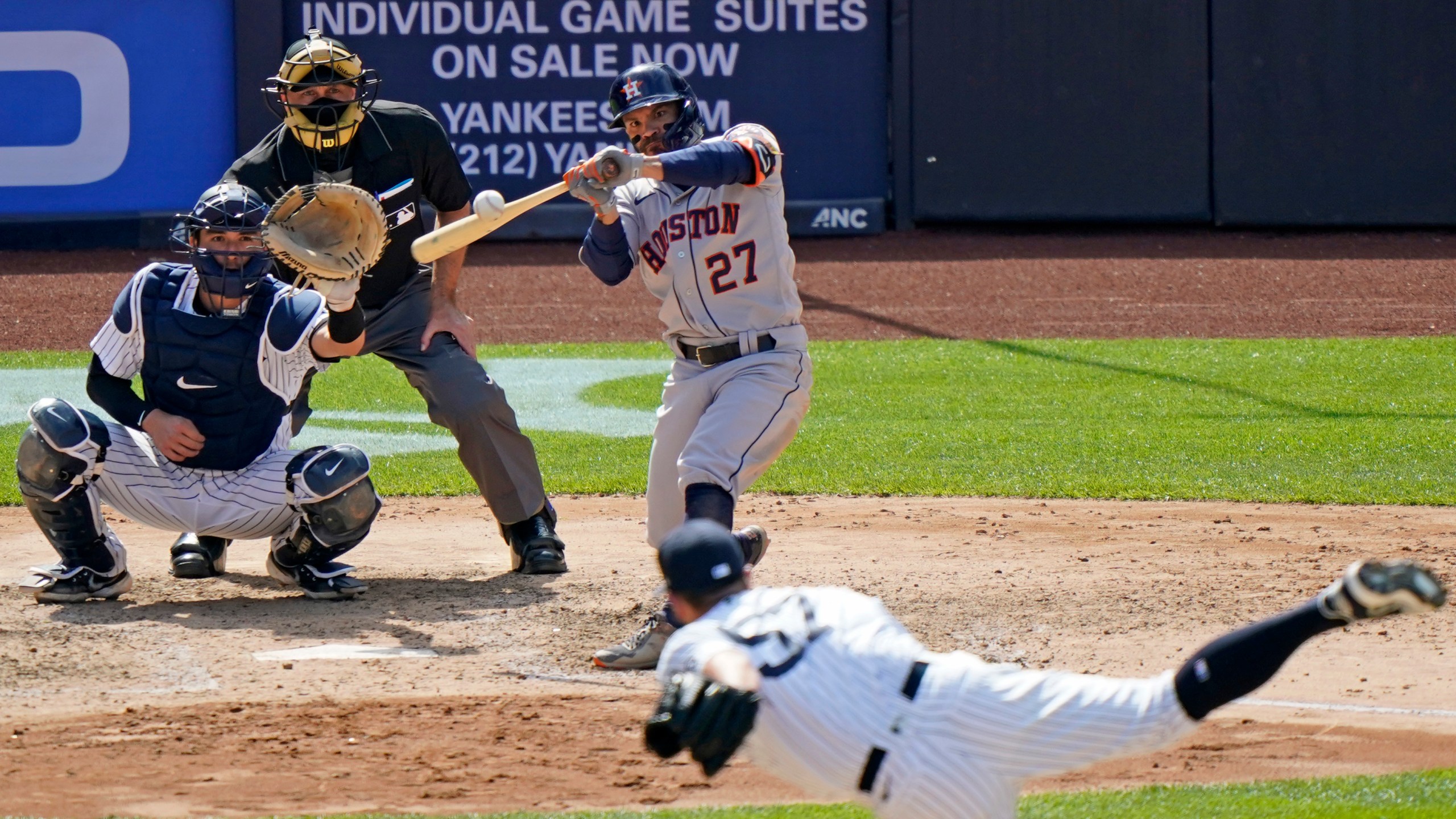 Jose Altuvé, Chad Green, Kyle Higashioka, Dan Iassogna