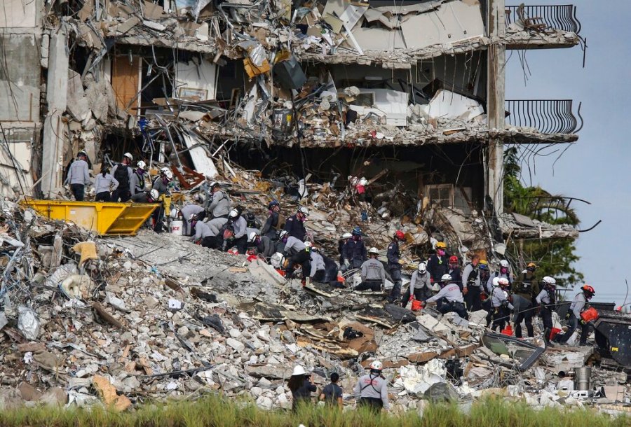 Search and rescue teams look for survivors at the Champlain Towers South residential condo, Tuesday, June 29, 2021, in Surfside, Fla. Many people were still unaccounted for after Thursday's fatal collapse. (Al Diaz /Miami Herald via AP)