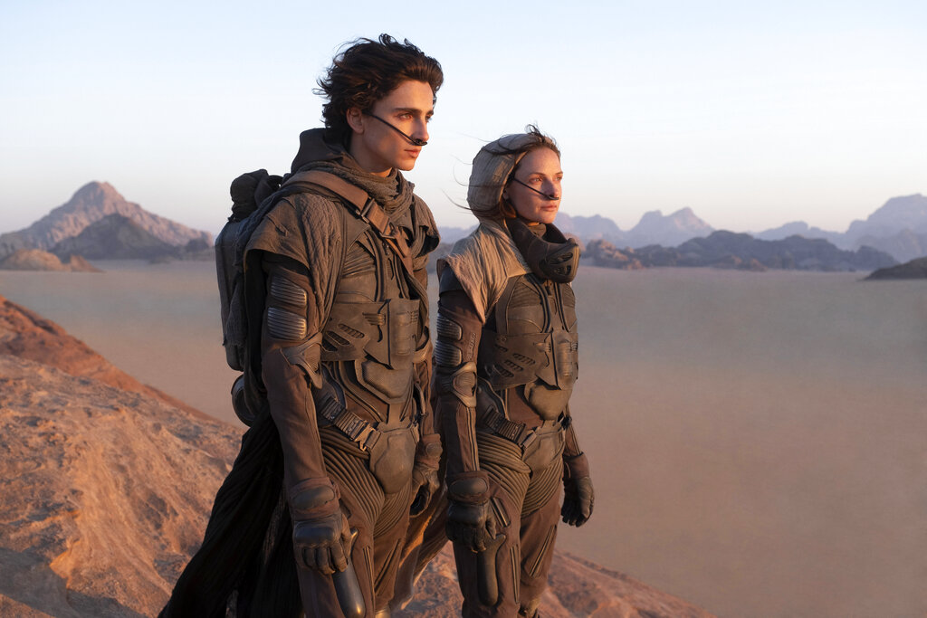 A picture of Timothee Chalamet and Rebecca Ferguson in the film "Dune."