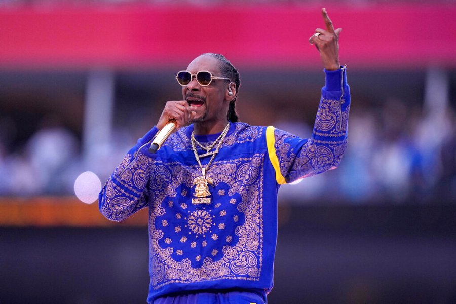 Snoop Dogg performs during halftime of the NFL Super Bowl 56 football game between the Los Angeles Rams and the Cincinnati Bengals Sunday, Feb. 13, 2022, in Inglewood, Calif. (AP Photo/Lynne Sladky)