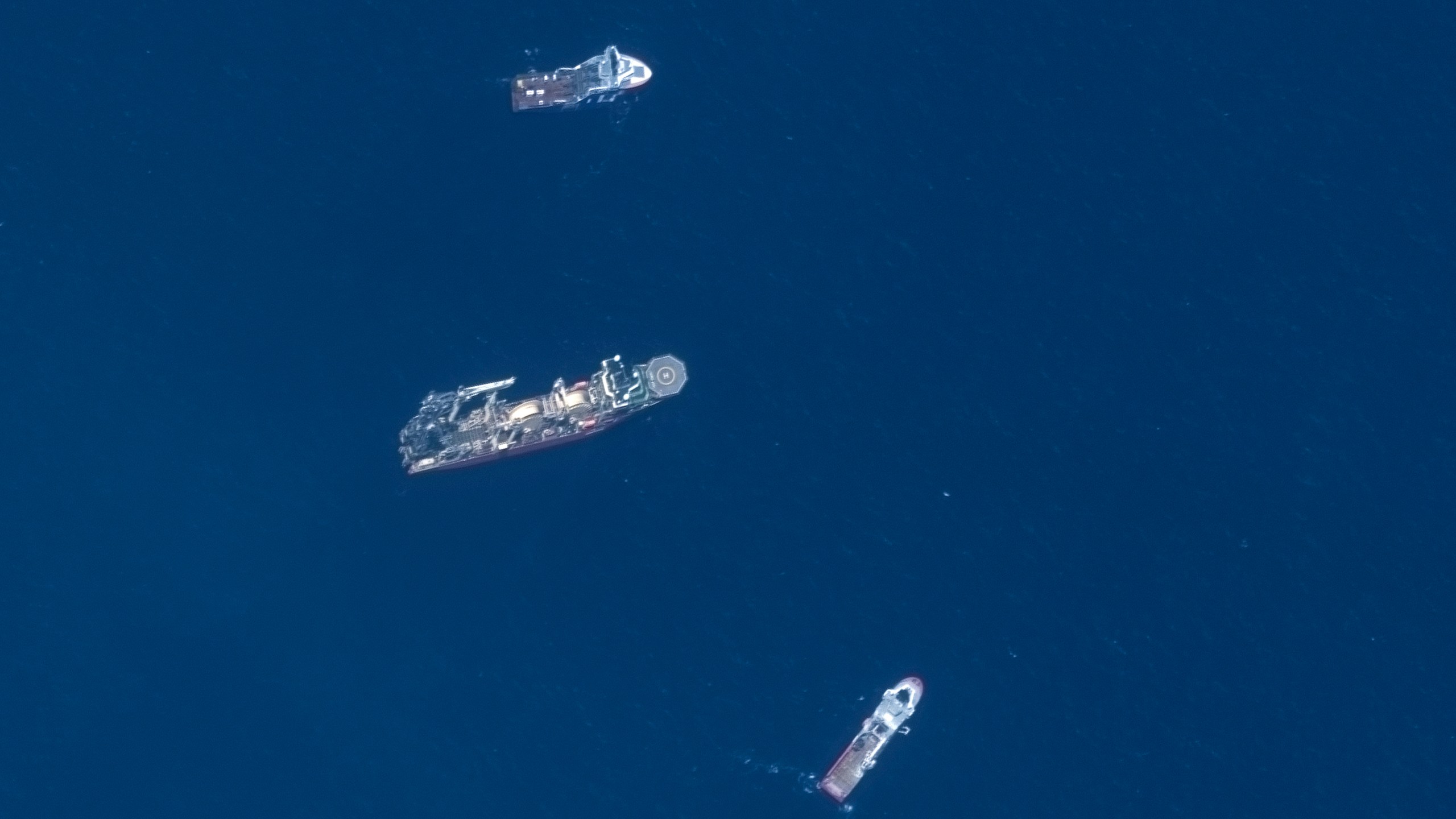 The wrecks of the Titanic and the Titan sit on the ocean floor, separated by 1,600 feet