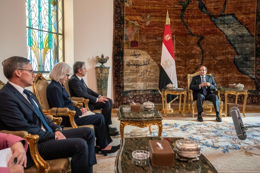 U.S. Secretary of State Antony Blinken, third from left, meets with Egypt's President Abdel Fattah El-Sisi, right, at Al-Ittihadiya Palace in Cairo, Sunday Oct. 15, 2023. (AP Photo/Jacquelyn Martin, Pool)