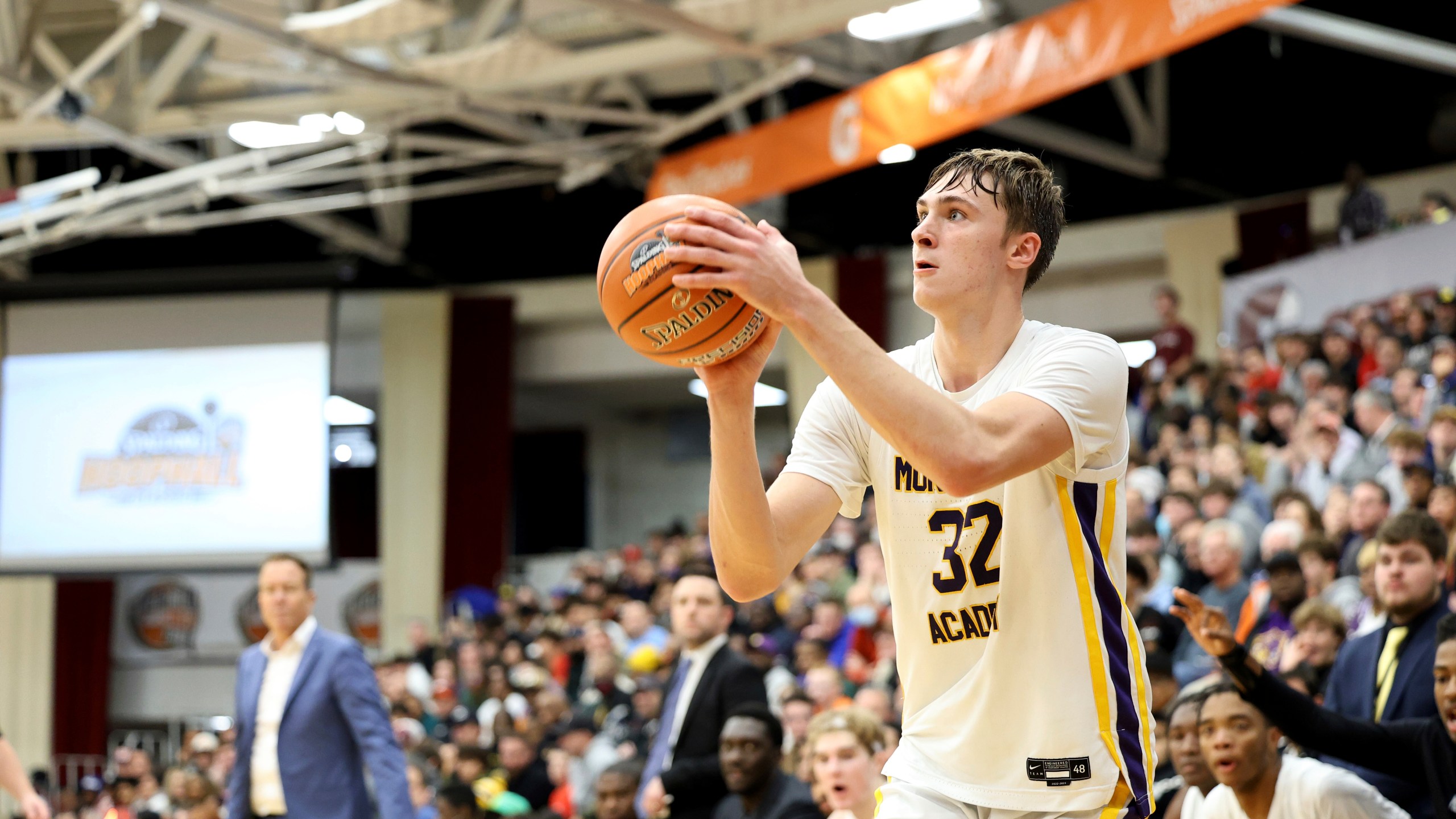 FILE - Montverde's Cooper Flagg plays against La Lumiere during a high school basketball game at the Hoophall Classic, Saturday, Jan. 14, 2023, in Springfield, Mass. Cooper Flagg, the nation’s consensus top player in the 2024 recruiting class, announced Monday, Oct. 30, that he will play his college basketball at Duke.(AP Photo/Gregory Payan, File)