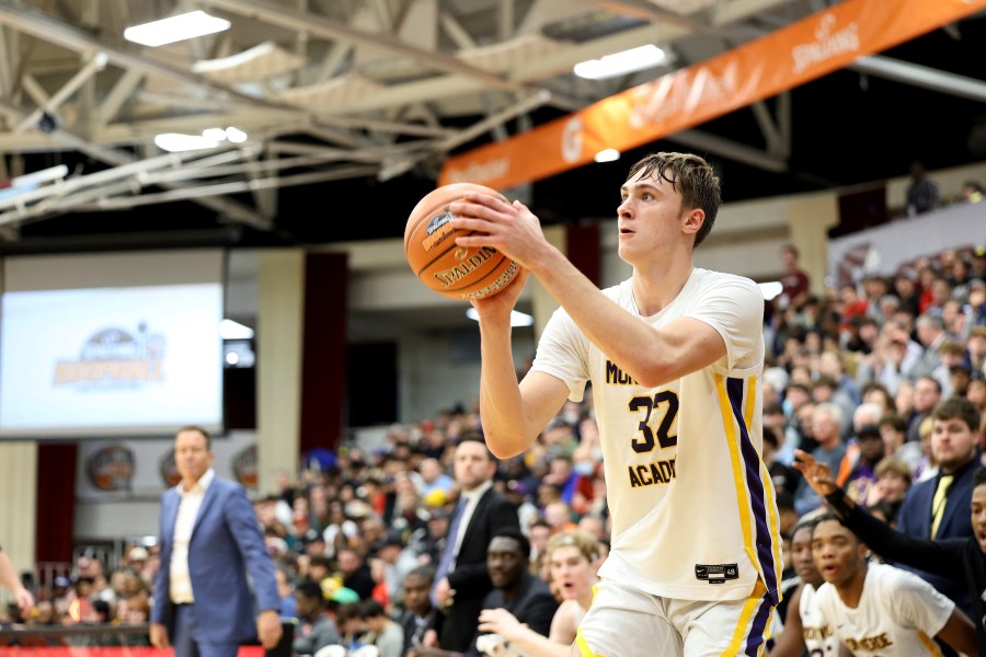 FILE - Montverde's Cooper Flagg plays against La Lumiere during a high school basketball game at the Hoophall Classic, Saturday, Jan. 14, 2023, in Springfield, Mass. Cooper Flagg, the nation’s consensus top player in the 2024 recruiting class, announced Monday, Oct. 30, that he will play his college basketball at Duke.(AP Photo/Gregory Payan, File)