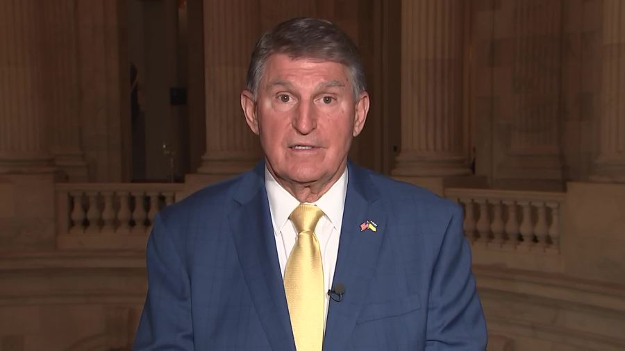 Sen. Joe Manchin, D-W.Va., talks to NewsNation's Chris Cuomo about toxicity in Congress and addresses speculation about a 2024 White House run. (NewsNation)