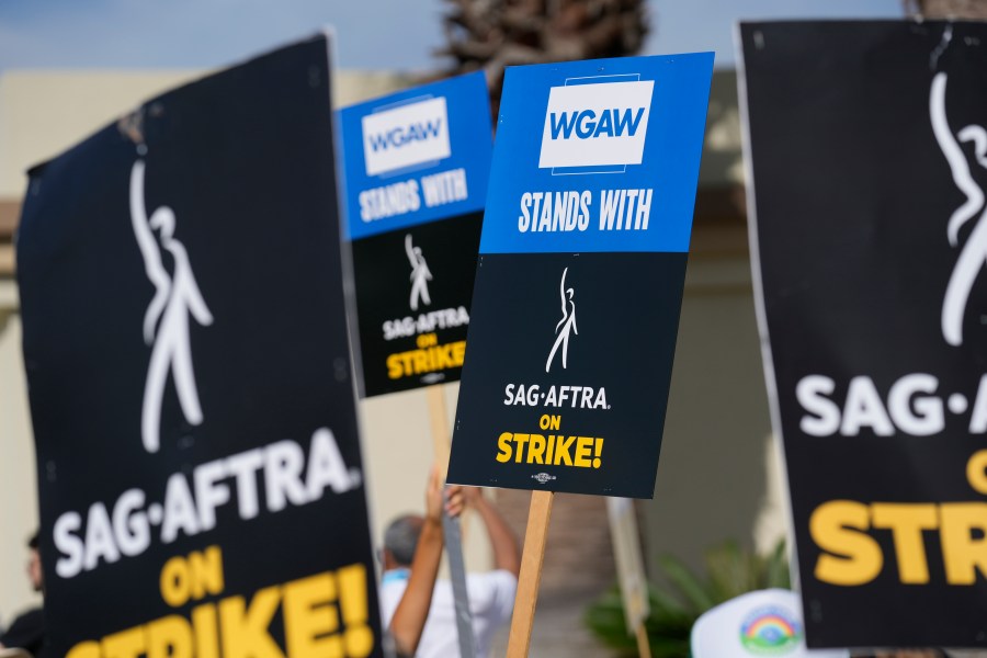 FILE - Picketers demonstrate outside Paramount Pictures studio on Wednesday, Sept. 27, 2023, in Los Angeles. Unions commanded big headlines last year, but that didn’t translate into higher membership numbers, according to government data released Tuesday, Jan. 23, 2024. (AP Photo/Chris Pizzello, File)