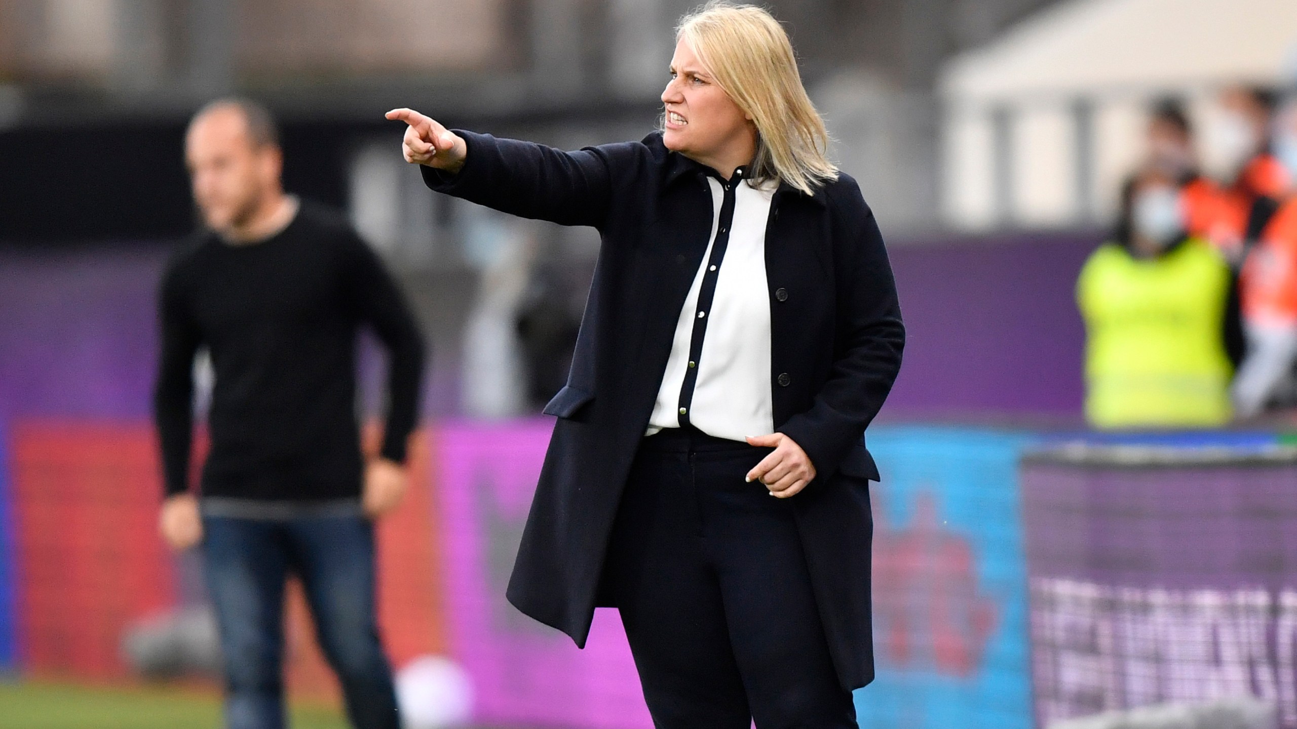 FILE - Chelsea's coach Emma Hayes directs her team during the UEFA Women's Champions League final soccer match between Chelsea FC and FC Barcelona in Gothenburg, Sweden, on May 16, 2021. New U.S. women's coach Emma Hayes will make her debut with the national team in a pair of exhibition matches against South Korea in June. The United States on Tuesday, March 5, 2024, announced a June 1 match at Dick's Sporting Good Park in Commerce City, Colorado, and a June 4 match at Allianz Field in St. Paul, Minnesota. (AP Photo/Martin Meissner, File)