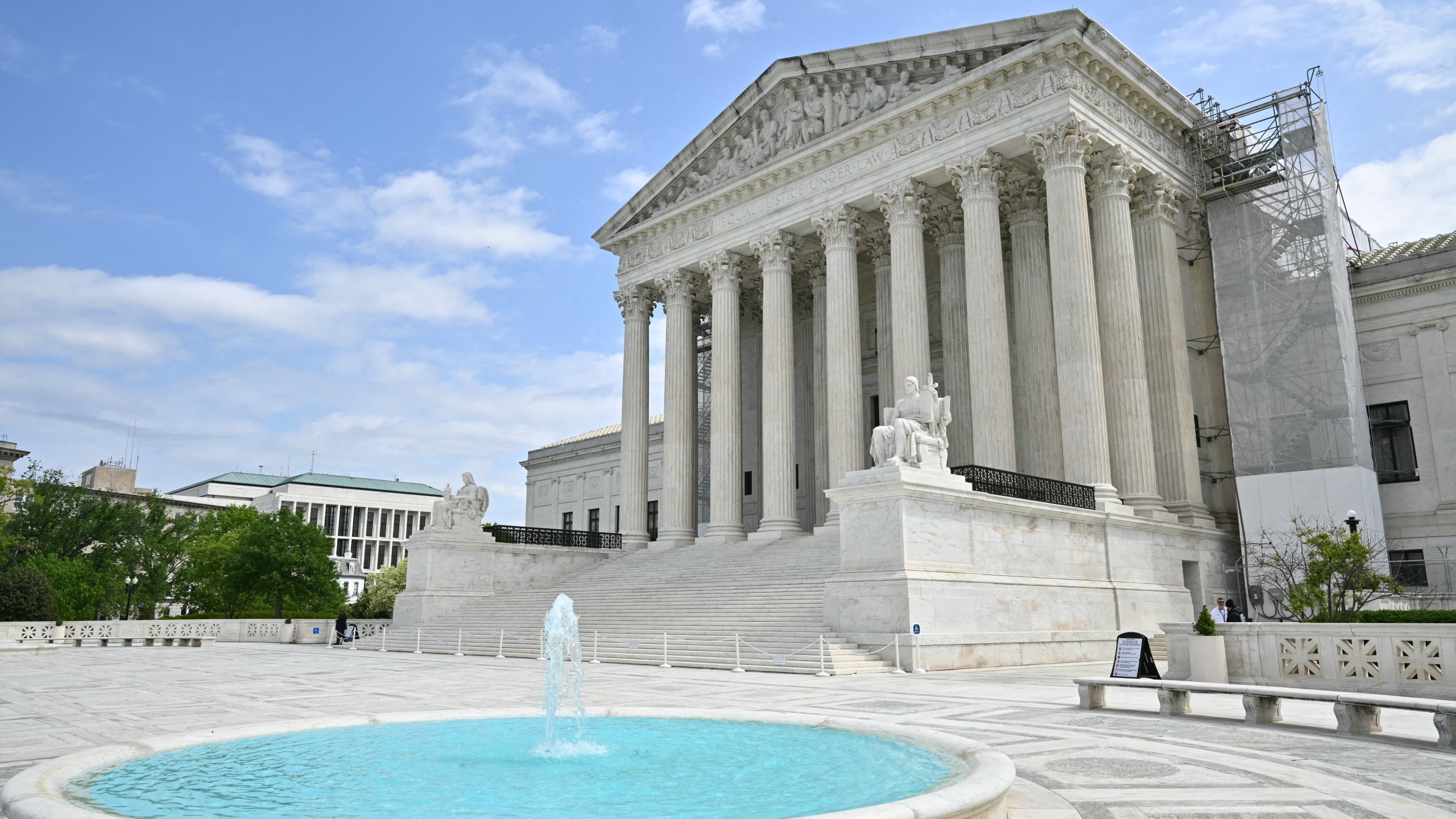 A view of the US Supreme Court building.