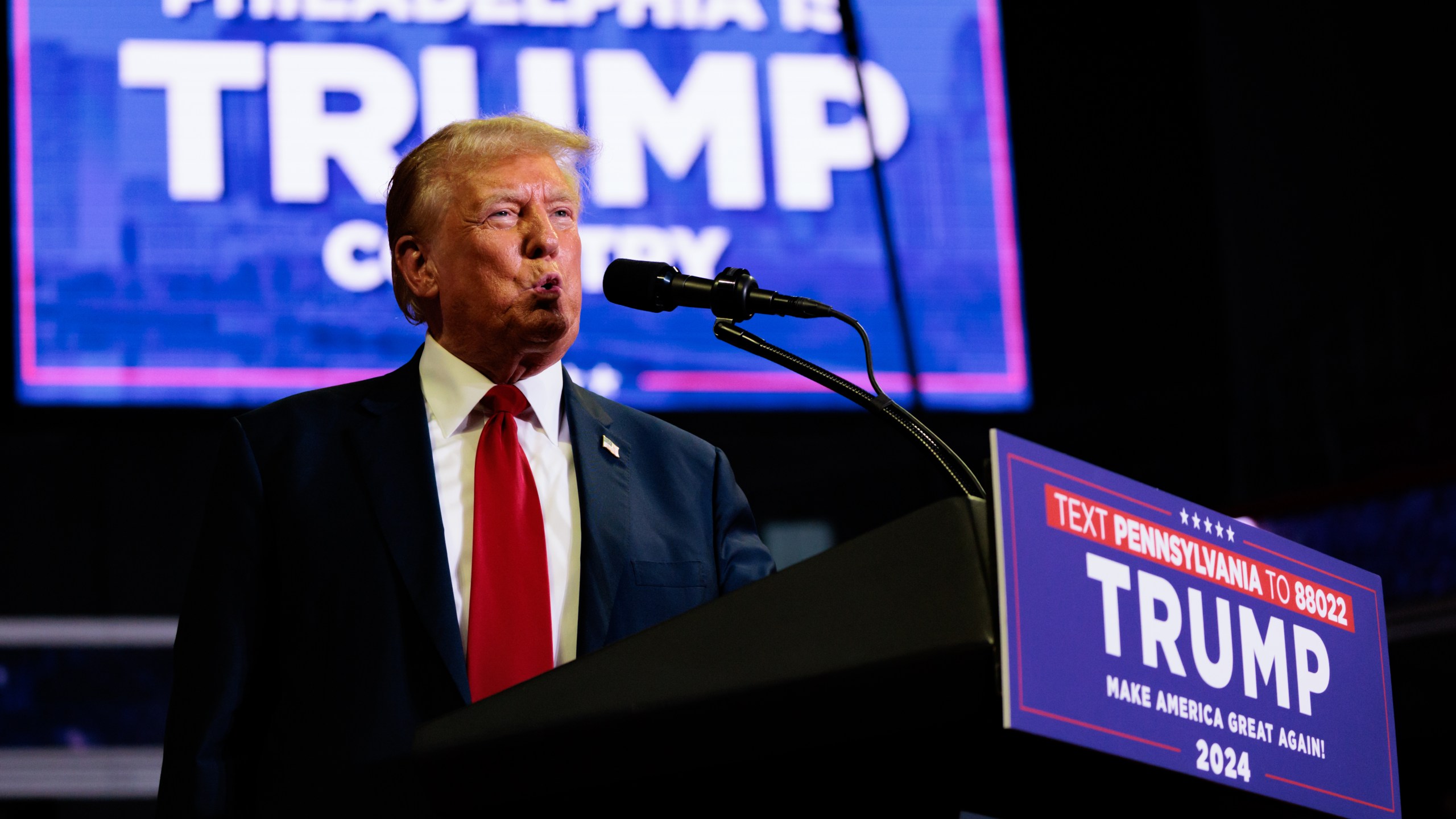 Donald Trump speaks to supporters in Philadelphia.