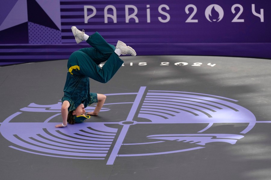 Australia's Rachael Gunn, known as B-Girl Raygun, competes during the Round Robin Battle at the breaking competition at La Concorde Urban Park at the 2024 Summer Olympics, Friday, Aug. 9, 2024, in Paris, France. (AP Photo/Abbie Parr)