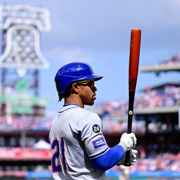 New York Mets' Francisco Lindor prepares for an at-bat during the first inning of a baseball game against the Philadelphia Phillies, Sunday, Sept. 15, 2024, in Philadelphia. (AP Photo/Derik Hamilton)