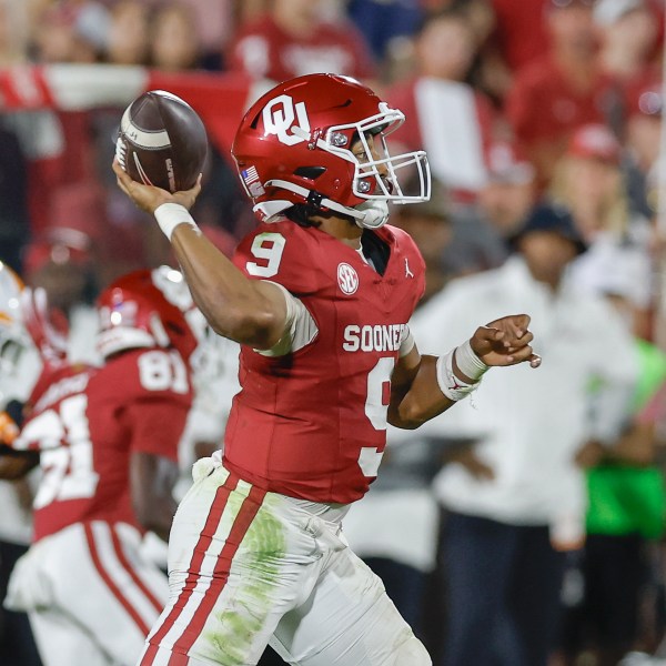 Oklahoma quarterback Michael Hawkins Jr. (9) passes against Tennessee during the second quarter of an NCAA college football game Saturday, Sept. 21, 2024, in Norman, Okla. (AP Photo/Alonzo Adams)