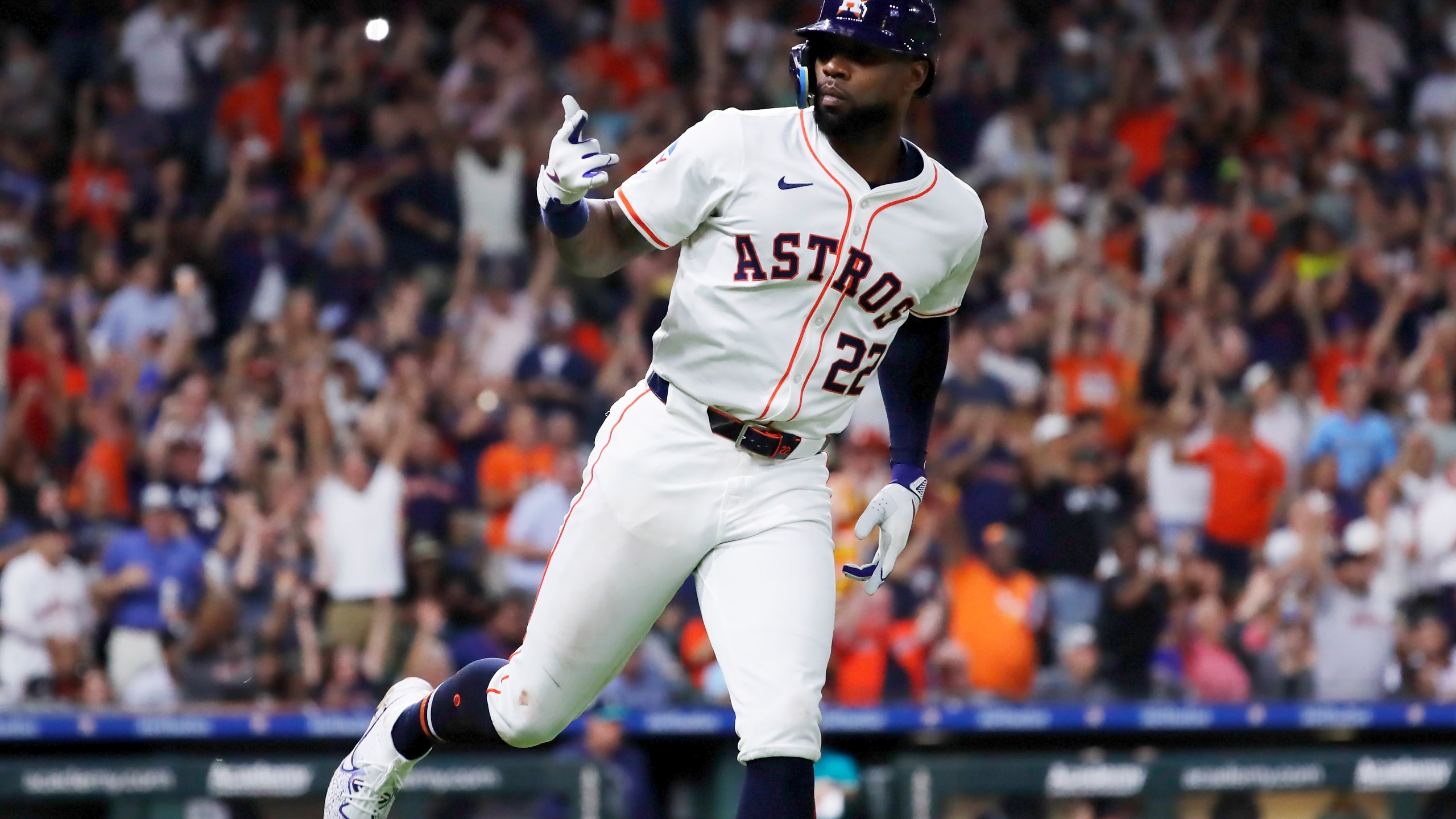 Houston Astros' Jason Heyward gestures to the dugout as he rounds the bases on his two-run home run against the Seattle Mariners during the fifth inning of a baseball game Tuesday, Sept. 24, 2024, in Houston. (AP Photo/Michael Wyke)