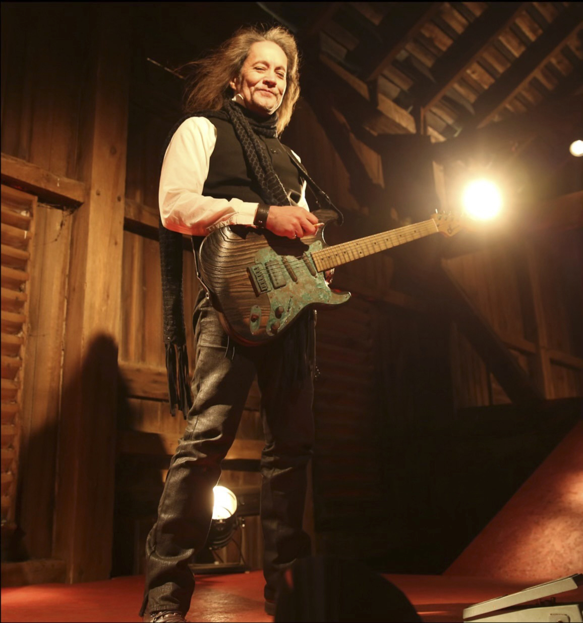 This photo provided by Joe Gorelick for Joe Gorelick Design, LTD, shows guitarist Jake E. Lee. (Joe Gorelick for Joe Gorelick Design, LTD via AP)