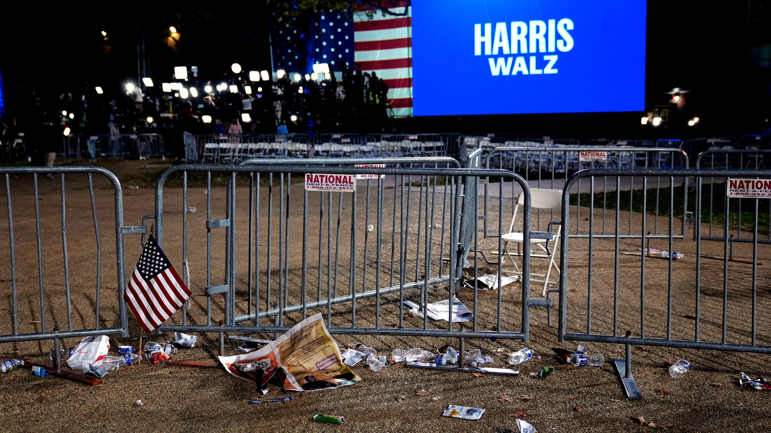 El campus de la Universidad Howard tras la fiesta de observación de la noche electoral de la candidata presidencial demócrata y vicepresidenta, Kamala Harris, el miércoles 6 de noviembre de 2024, en Washington. (AP Foto/Susan Walsh)