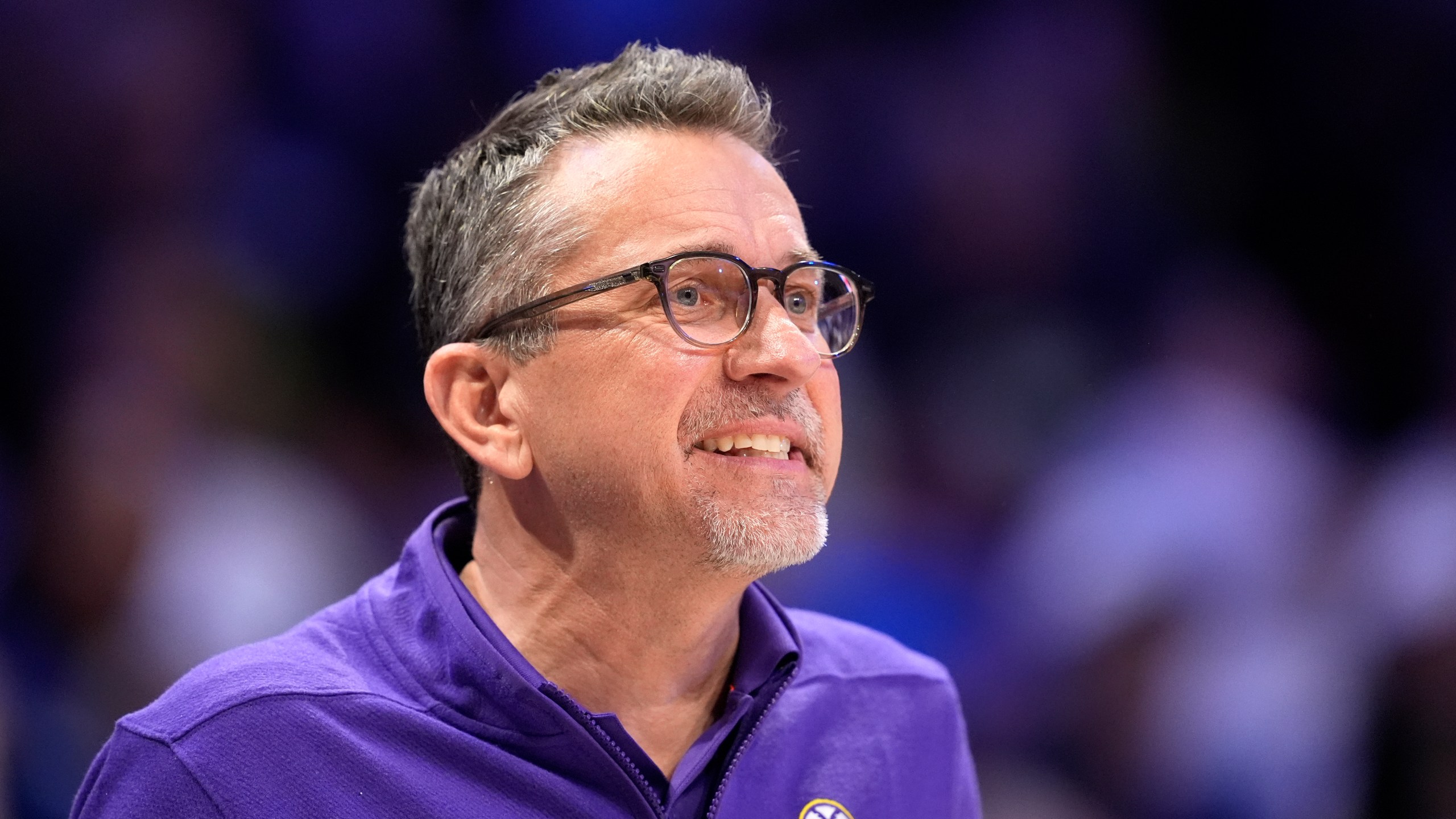 FILE - Los Angeles Sparks head coach Curt Miller instructs his team during a WNBA basketball game against the Dallas Wings in Arlington, Texas, Saturday, July 13, 2024. (AP Photo/Tony Gutierrez)