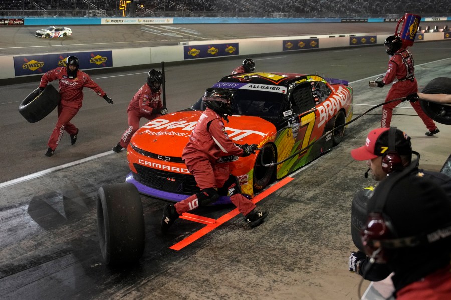 Justin Allgaier makes a pit stop during a NASCAR Xfinity Series auto race, Saturday, Nov. 9, 2024, in Avondale, Ariz. (AP Photo/John Locher)