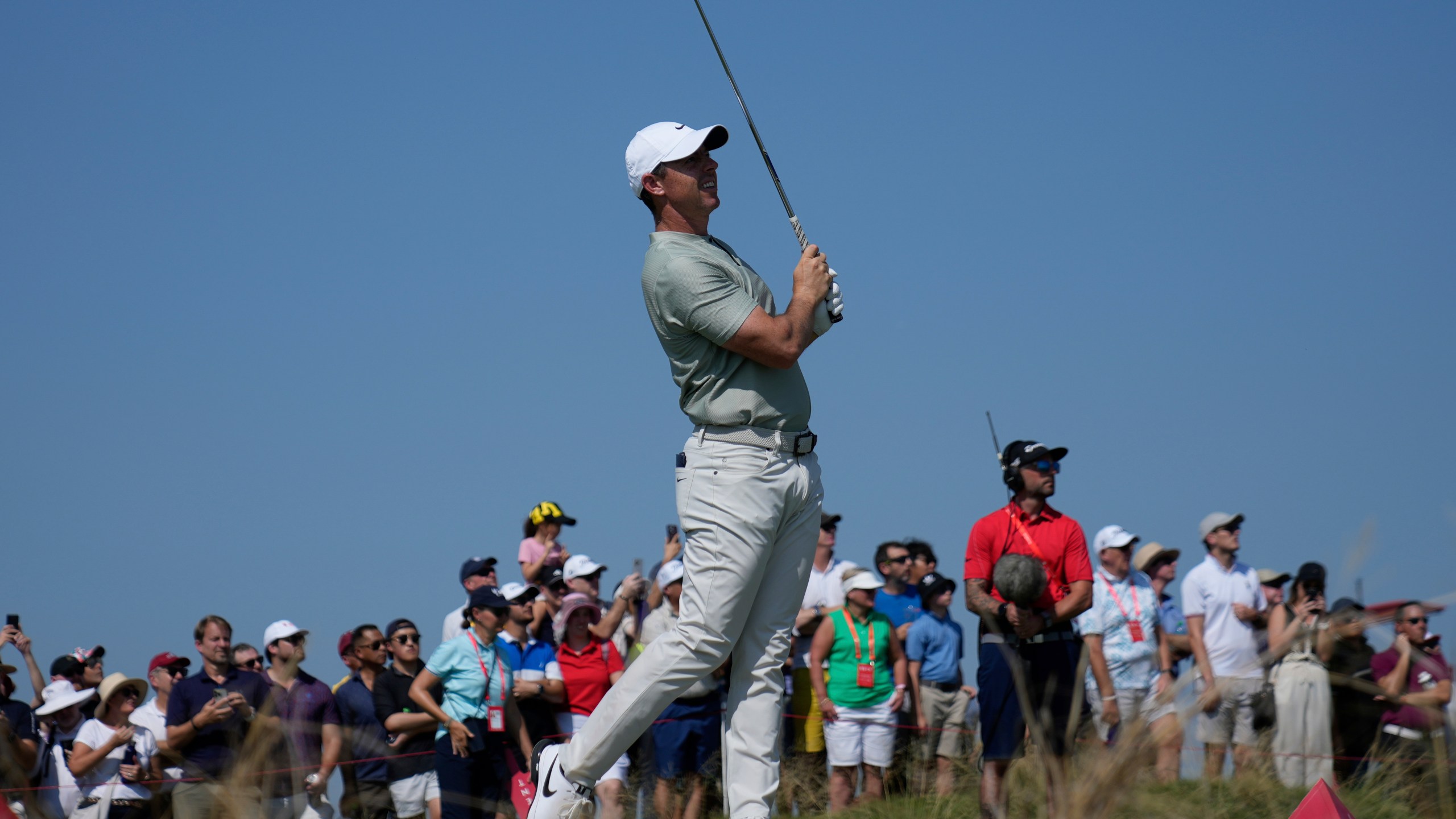 Rory McIlroy of Northern Ireland tees off at 8th hole in the final round of Abu Dhabi Golf Championship in Abu Dhabi, United Arab Emirates, Sunday, Nov. 10, 2024. (AP Photo/Altaf Qadri)