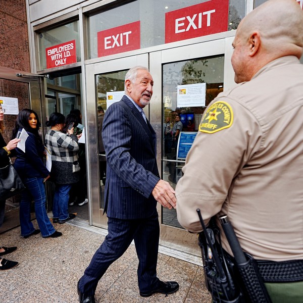 Defense Attorney Mark Geragos, arrives at the Van Nuys courthouse in Los Angeles, for a hearing for Erik and Lyle Menendez, on Monday, Nov. 25, 2024. (AP Photo/Damian Dovarganes)