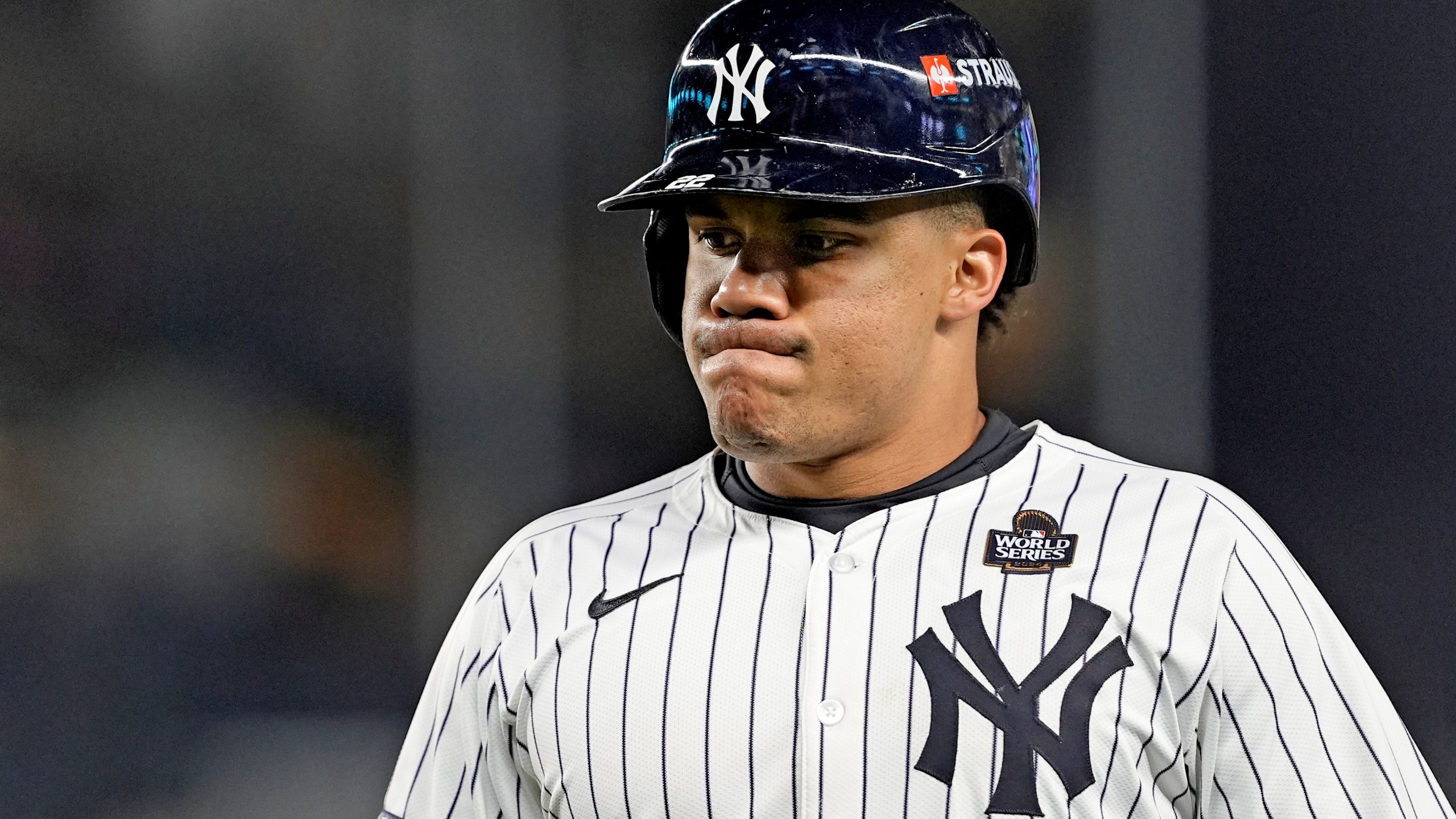 New York Yankees' Juan Soto reacts after flying out against the Los Angeles Dodgers during the eighth inning in Game 3 of the baseball World Series, Monday, Oct. 28, 2024, in New York. (AP Photo/Godofredo A. Vásquez)