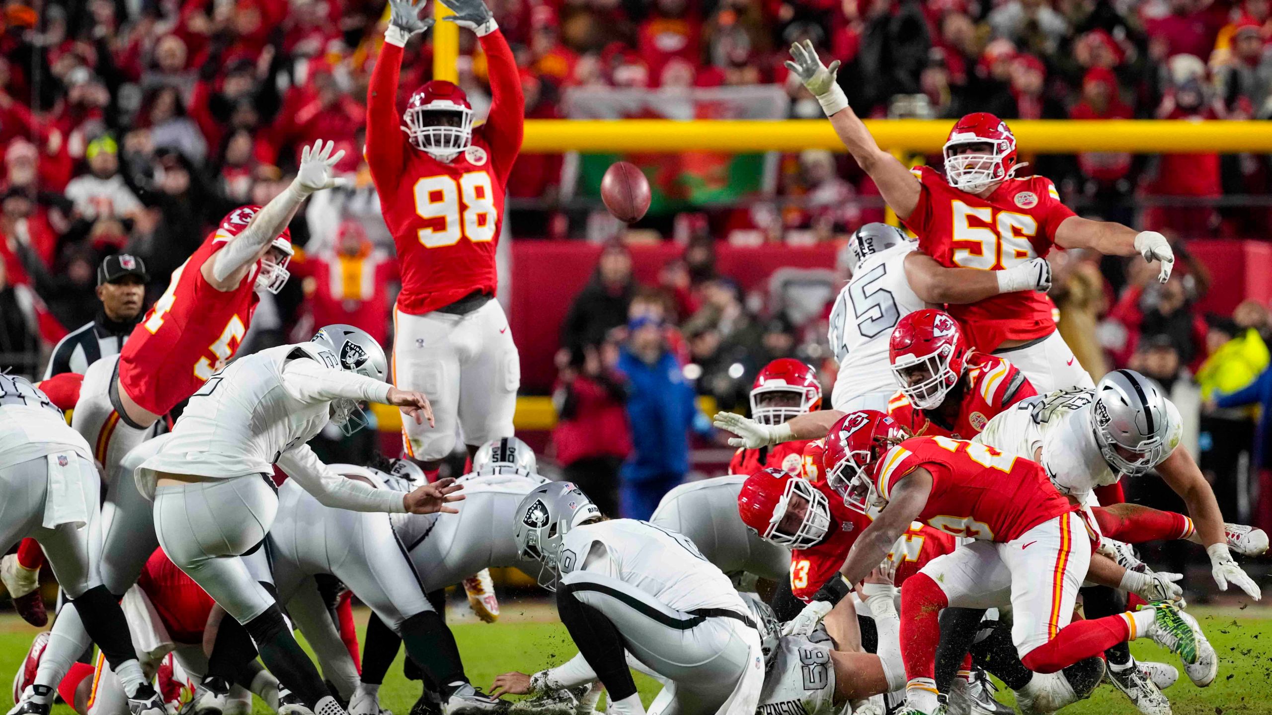 Las Vegas Raiders place kicker Daniel Carlson (2) misses a field goal late in the fourth quarter against the Kansas City Chiefs in an NFL football game in Kansas City, Mo., Friday, Nov. 29, 2024. (AP Photo/Ed Zurga)