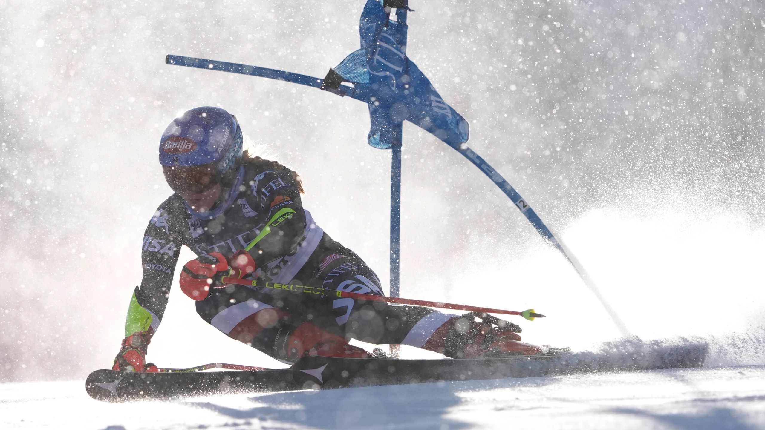 Mikaela Shiffrin, of the United States, competes during a women's World Cup giant slalom skiing race, Saturday, Nov. 30, 2024, in Killington, Vt. (AP Photo/Robert F. Bukaty)