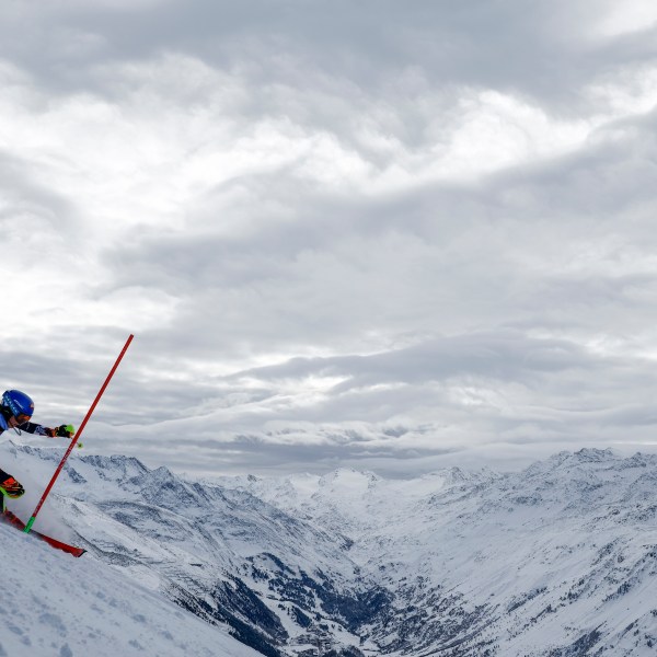 United States' Mikaela Shiffrin speeds down the course during an alpine ski, women's World Cup slalom, in Gurgl, Austria, Saturday, Nov. 23, 2024. (AP Photo/Gabriele Facciotti)