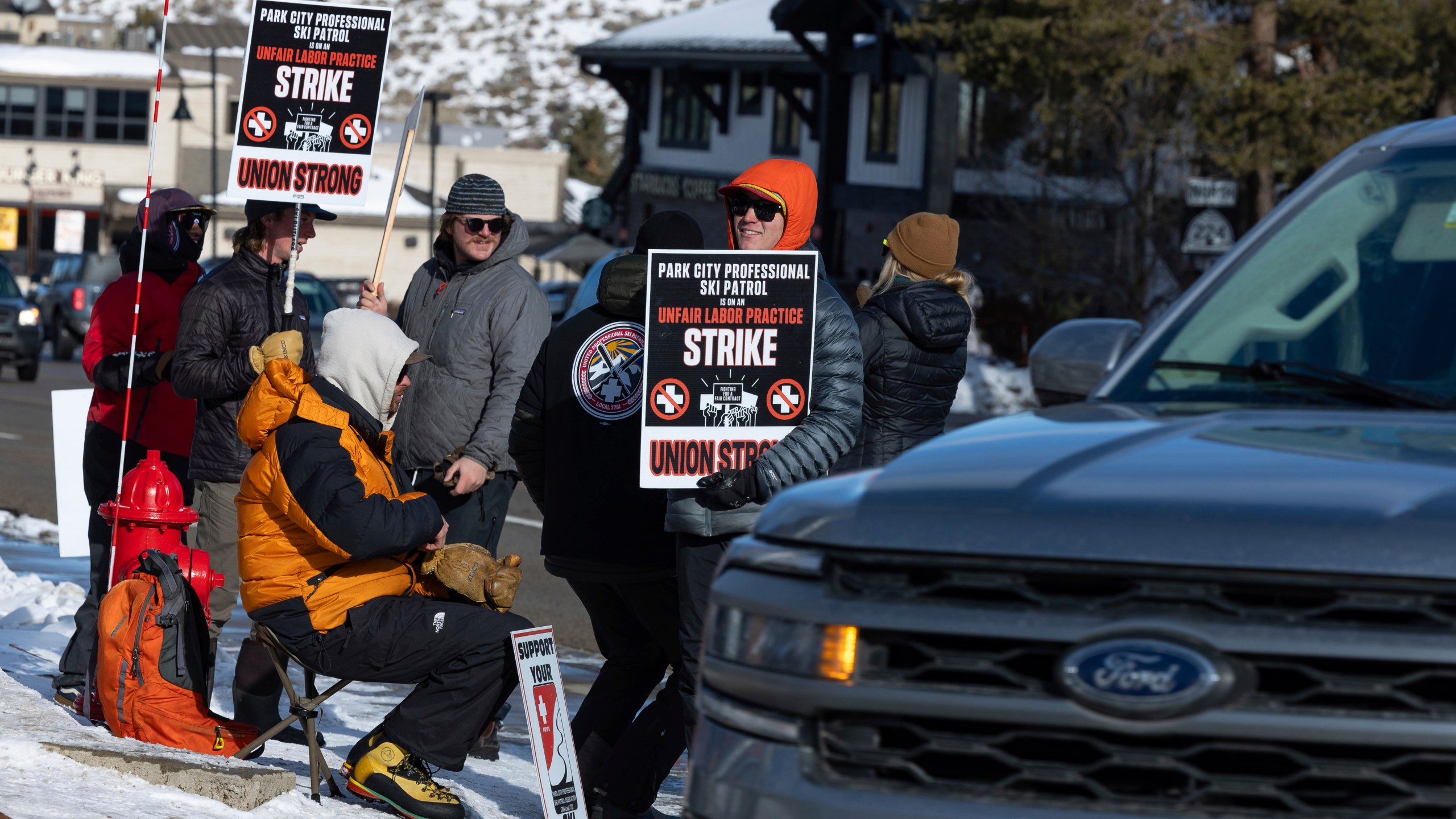 Park City Ski Patrol strike as they demanding livable wages in Park City, Utah Jan 7. 2025, (AP Photo/Melissa Majchrzak)